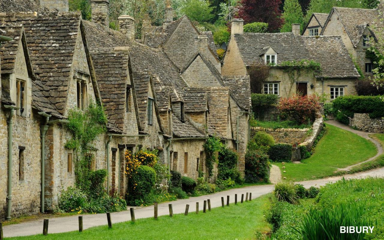4-Bed Cotswold Getaway With Hot Tub & Gaming Room Churchdown Ngoại thất bức ảnh